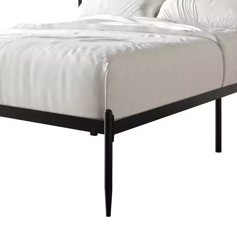 Cama de plataforma metálica