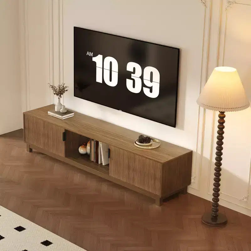 Mueble de TV estriado, soporte de TV moderno de mediados de siglo con estante abierto, muebles de TV de madera para sala de estar, nogal