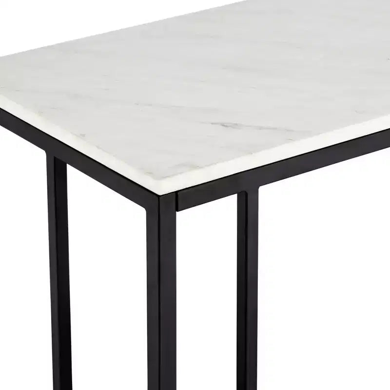 55 Downing Street Addy Mesa consola rectangular moderna de hierro 52 1/4 x 14, parte superior de piedra blanca geométrica negra para sala de estar