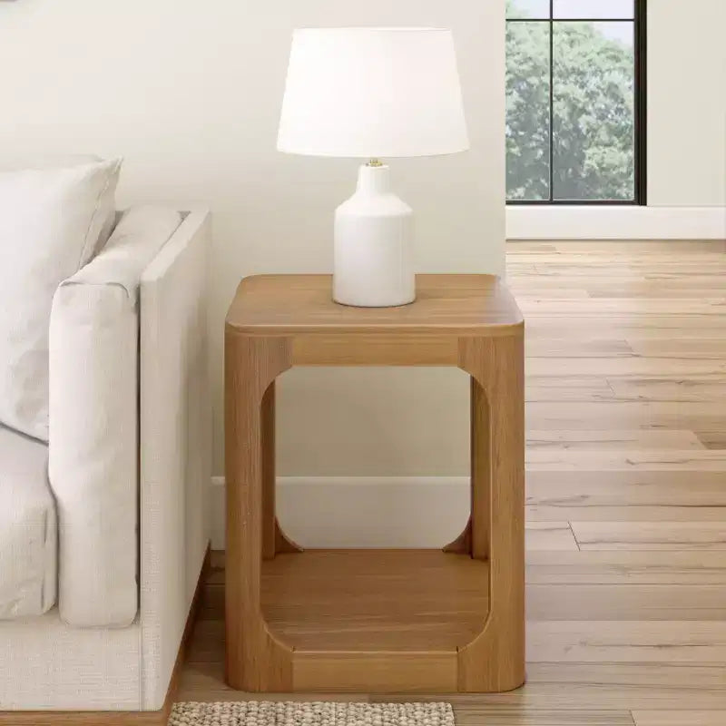 Plank+Beam Mesa auxiliar cuadrada de madera maciza de 20 pulgadas con estante, mesa auxiliar para sala de estar con almacenamiento