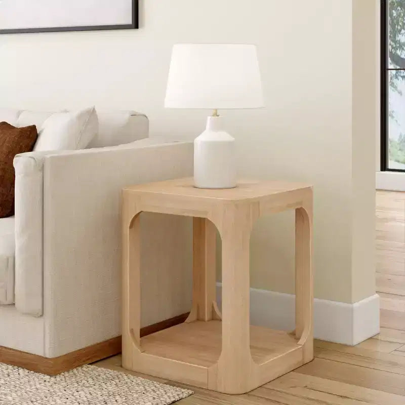 Plank+Beam Mesa auxiliar cuadrada de madera maciza de 20 pulgadas con estante, mesa auxiliar para sala de estar con almacenamiento