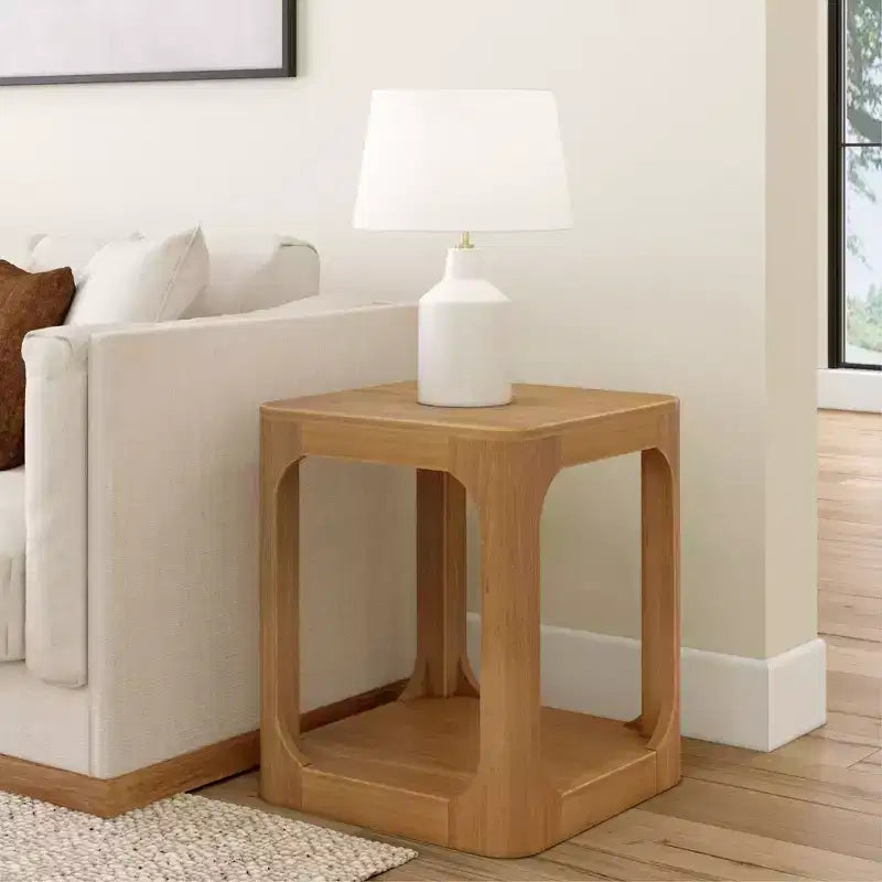 Plank+Beam Mesa auxiliar cuadrada de madera maciza de 20 pulgadas con estante, mesa auxiliar para sala de estar con almacenamiento